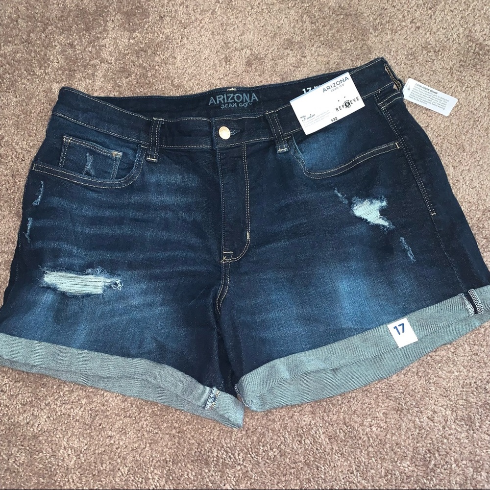 Arizona Mid-Rise Shorts